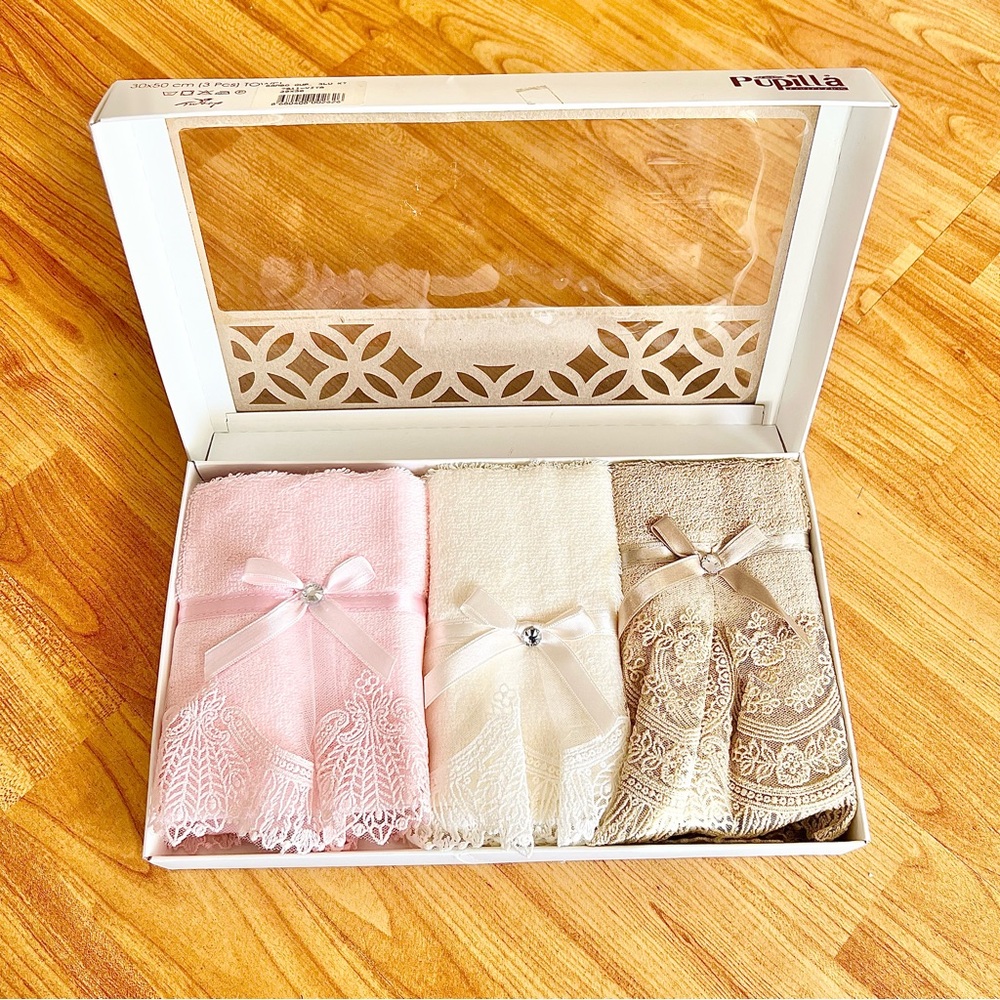 Pupilla Collection VIP Bamboo hand towels set